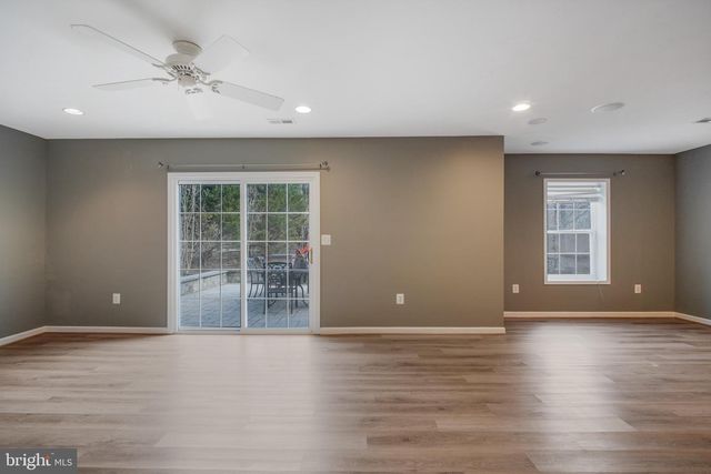 15 PINEY HILL LN, Fredericksburg, VA 22406