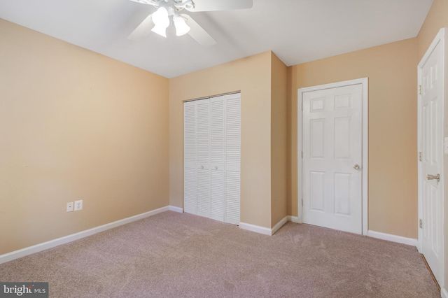 15 PINEY HILL LN, Fredericksburg, VA 22406