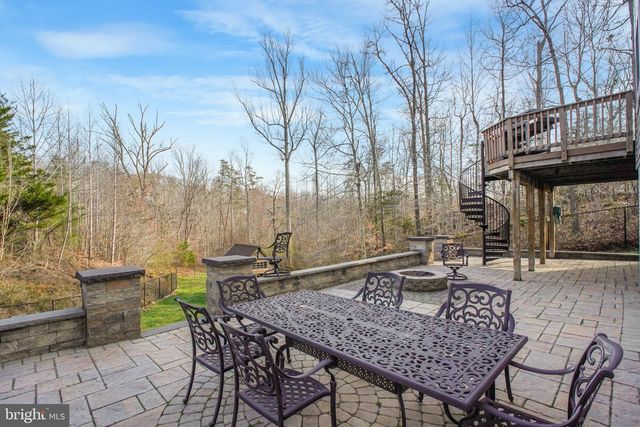 15 PINEY HILL LN, Fredericksburg, VA 22406