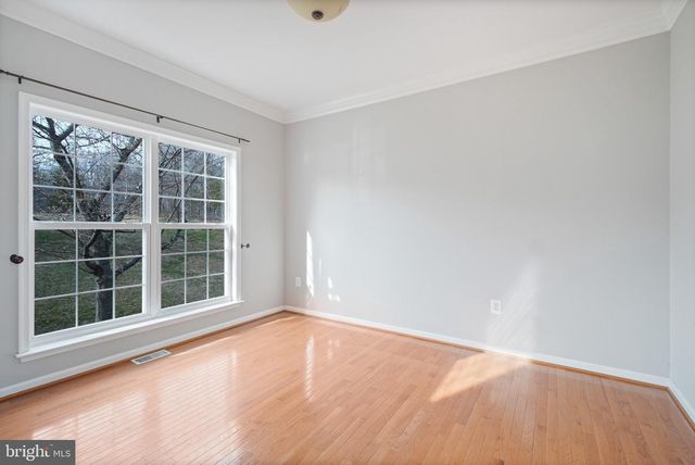 15 PINEY HILL LN, Fredericksburg, VA 22406