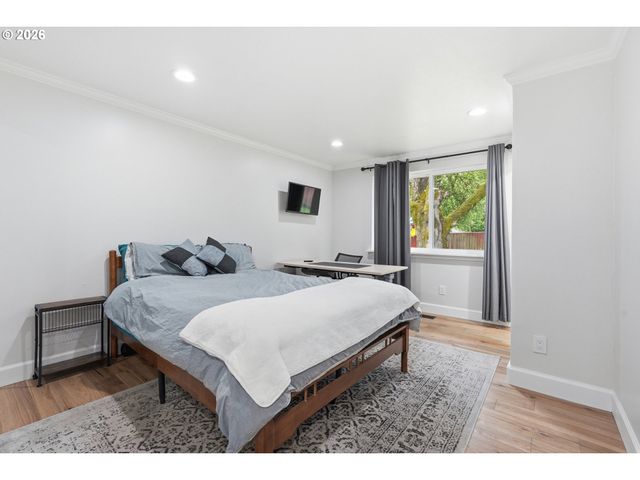 9275 Sw APACHE Dr, Tualatin, OR 97062