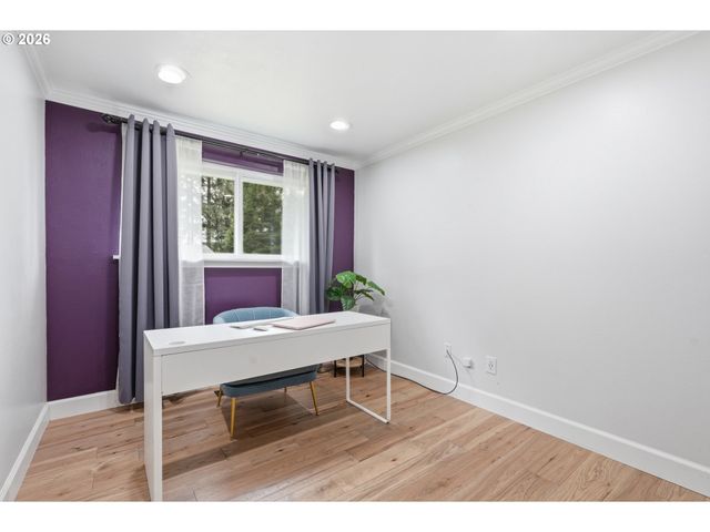 9275 Sw APACHE Dr, Tualatin, OR 97062