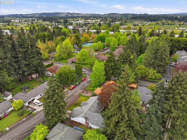 9275 Sw APACHE Dr, Tualatin, OR 97062