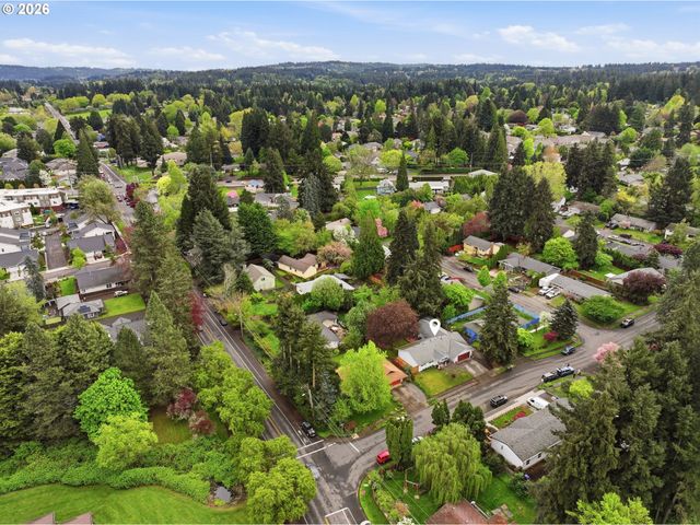 9275 Sw APACHE Dr, Tualatin, OR 97062