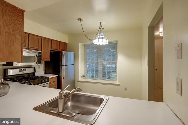128 KETTLEBROOK DR, Mount Laurel, NJ 08054