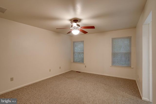 128 KETTLEBROOK DR, Mount Laurel, NJ 08054