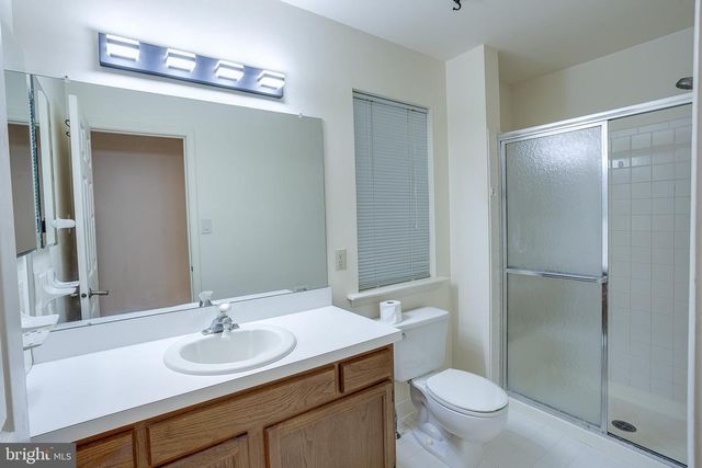 128 KETTLEBROOK DR, Mount Laurel, NJ 08054