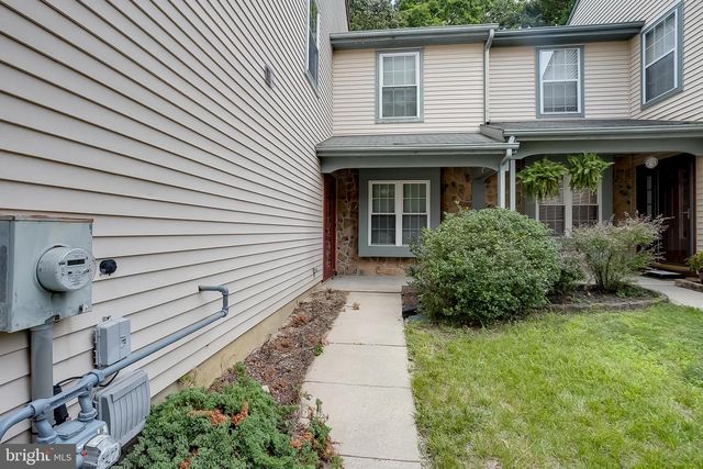 128 KETTLEBROOK DR, Mount Laurel, NJ 08054