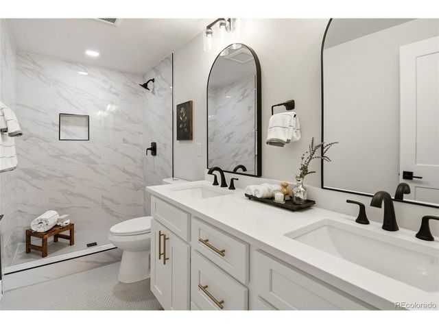 3075 S Emerson Way, Englewood, CO 80113