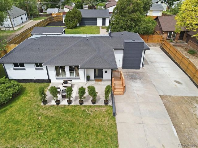 3075 S Emerson Way, Englewood, CO 80113