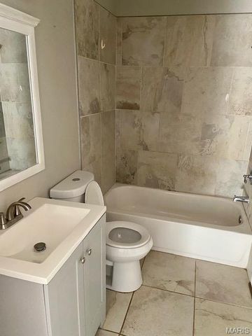 805 W Bain Street, Dexter, MO 63841