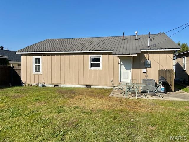 805 W Bain Street, Dexter, MO 63841