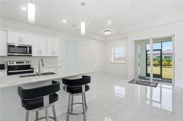 330 El Dorado BLVD N, Cape Coral, FL 33993