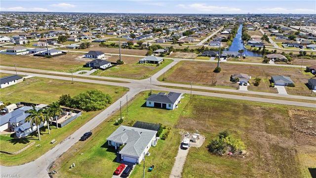 330 El Dorado BLVD N, Cape Coral, FL 33993