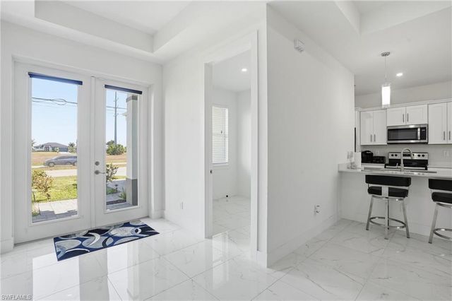 330 El Dorado BLVD N, Cape Coral, FL 33993