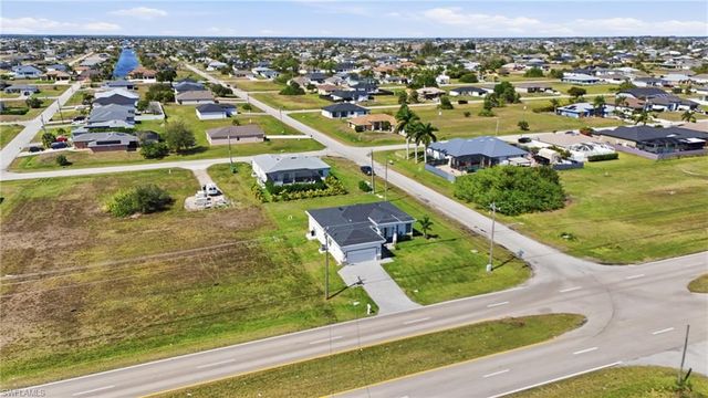 330 El Dorado BLVD N, Cape Coral, FL 33993