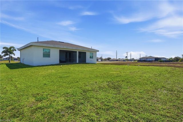 330 El Dorado BLVD N, Cape Coral, FL 33993