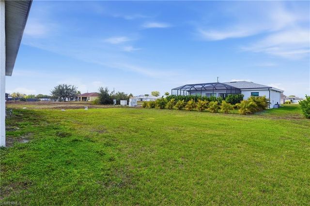 330 El Dorado BLVD N, Cape Coral, FL 33993