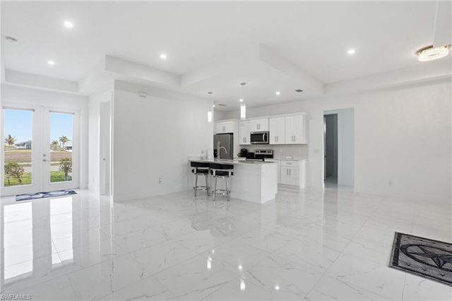 330 El Dorado BLVD N, Cape Coral, FL 33993