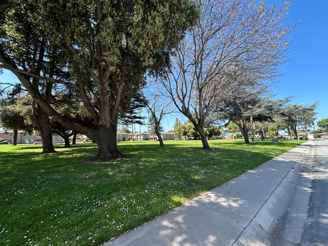 906 Bautista Drive, Salinas, CA 93901