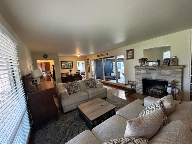 906 Bautista Drive, Salinas, CA 93901