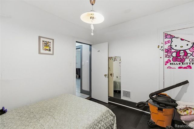 7098 Lafayette Boulevard, Detroit, MI 48209