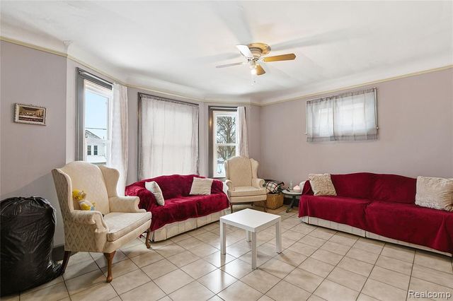 7098 Lafayette Boulevard, Detroit, MI 48209