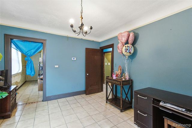 7098 Lafayette Boulevard, Detroit, MI 48209