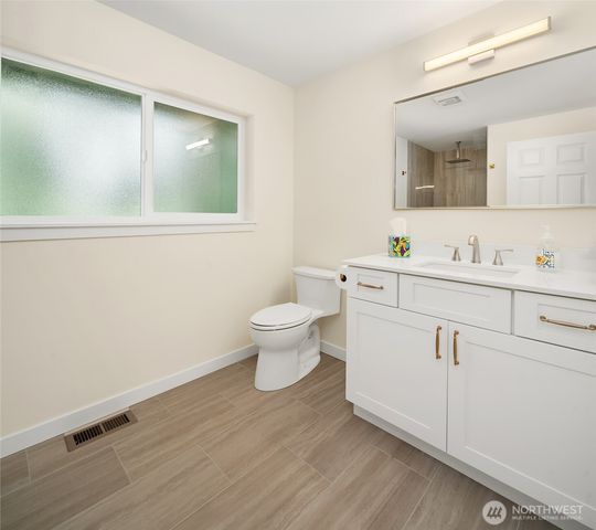 2512 Natalie Lane, Tacoma, WA 98388