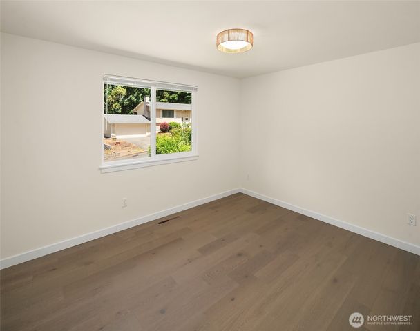2512 Natalie Lane, Tacoma, WA 98388