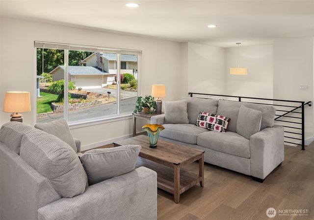 2512 Natalie Lane, Tacoma, WA 98388