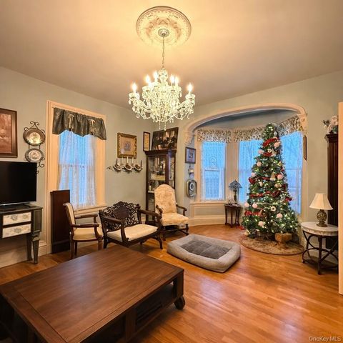 45 Maple Street, Walden, NY 12586