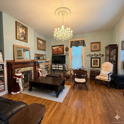 45 Maple Street, Walden, NY 12586