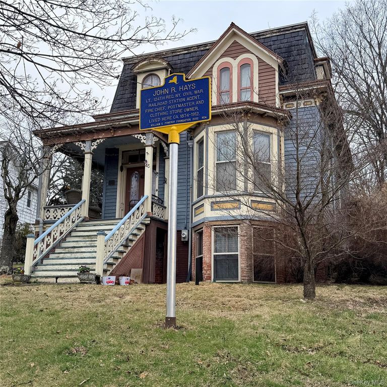 45 Maple Street, Walden, NY 12586