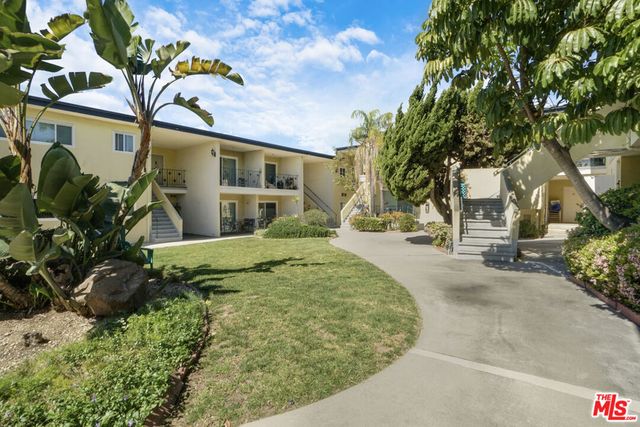 6740 Springpark Avenue 101, Los Angeles, CA 90056