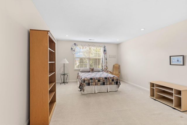 8033 Hillingdon Drive, Powell, OH 43065