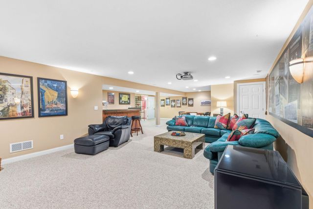 8033 Hillingdon Drive, Powell, OH 43065