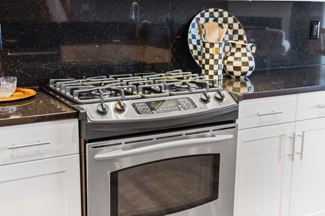 8033 Hillingdon Drive, Powell, OH 43065