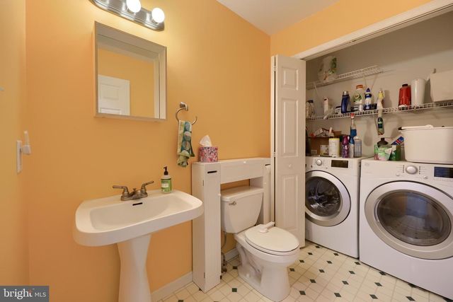 489 WOOD DUCK DR, Manheim, PA 17545