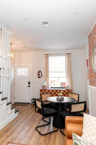 97 HARMON ST, Jc, Bergen-lafayett, NJ 07304