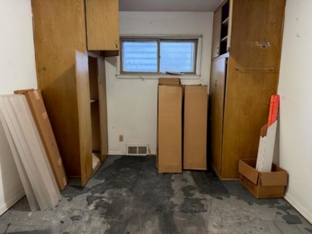 1732 Fairmount St, Wichita, KS 67208