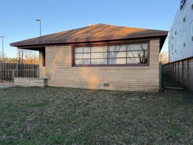 1732 Fairmount St, Wichita, KS 67208
