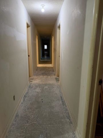 1732 Fairmount St, Wichita, KS 67208