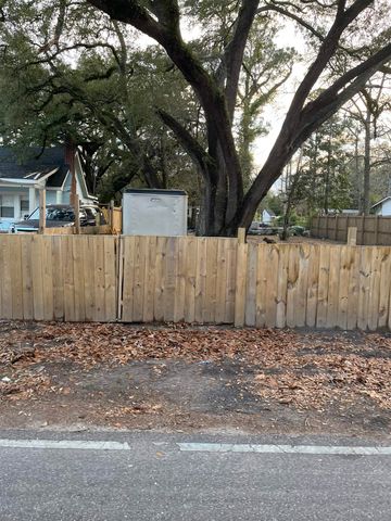 415 Live Oak St., Conway, SC 29526