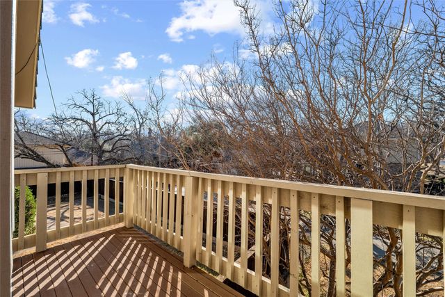 4705 Villa Vera Drive, Arlington, TX 76017