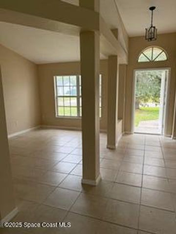 287 Barbarossa Road NW, Palm Bay, FL 32907