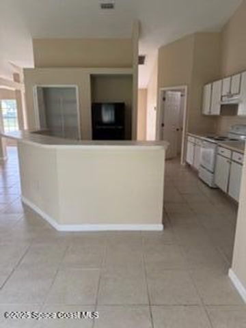 287 Barbarossa Road NW, Palm Bay, FL 32907