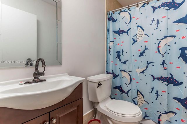 11351 SW 63rd Ter, Miami, FL 33173