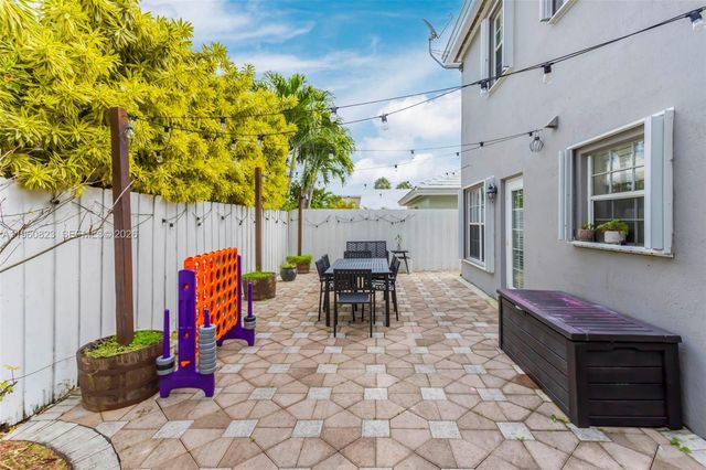 11351 SW 63rd Ter, Miami, FL 33173