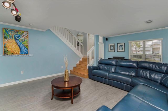 11351 SW 63rd Ter, Miami, FL 33173